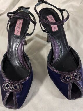 Via Spiga Purple Open-Toe Slingback Heels with Bow Accent